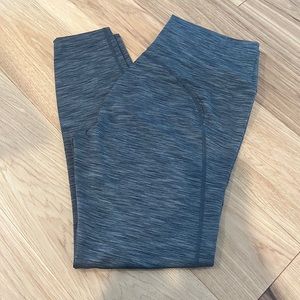 XL Outdoor Voices Flow/Freeform 7/8 Legging